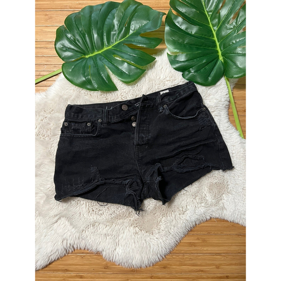 We the Free Black Denim Shorts Size 28 - Picture 1 of 4